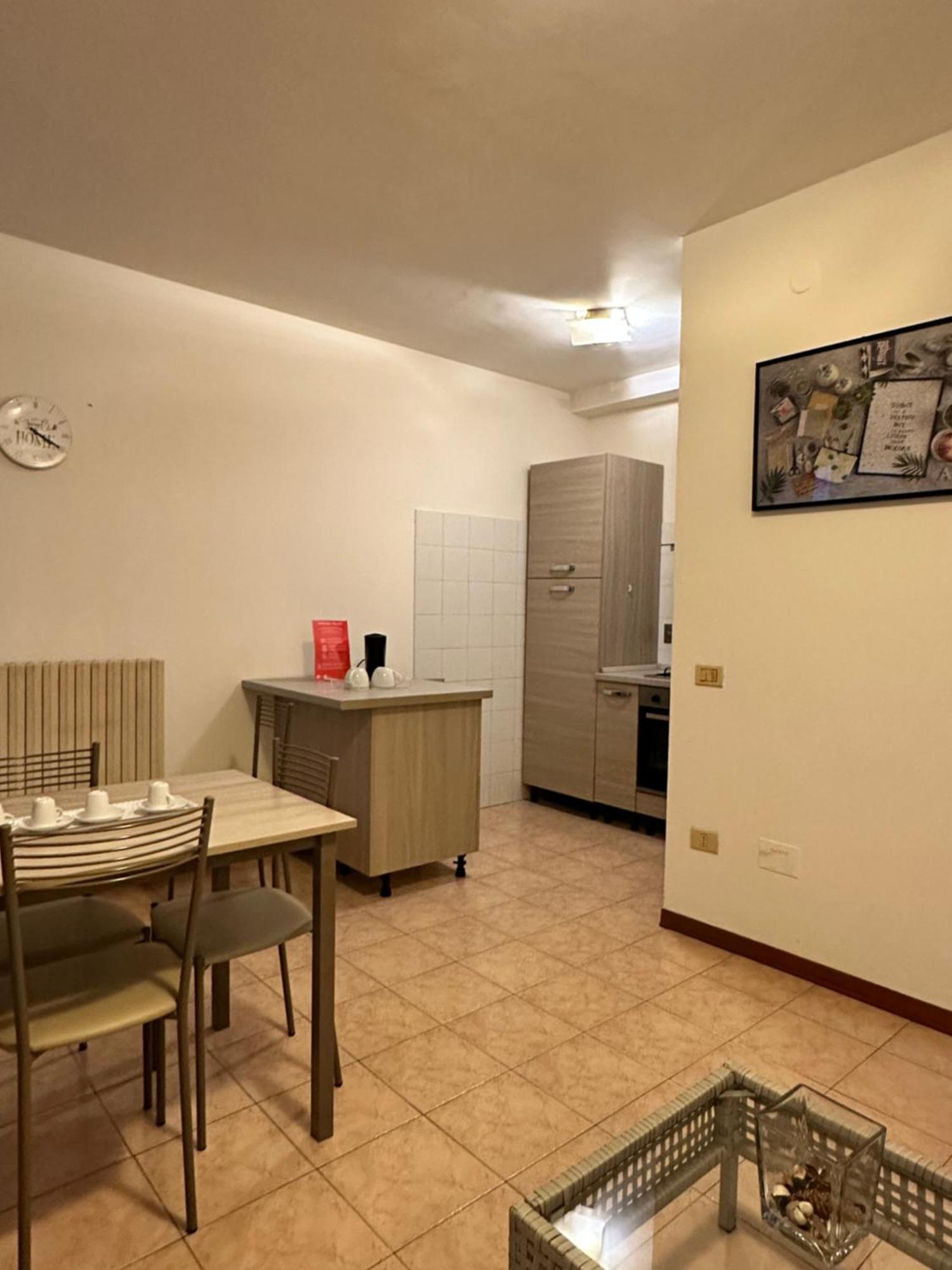 Home Station Perugia Exterior foto